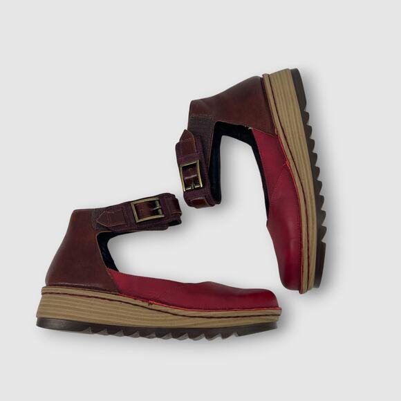 Naot Leather Ankle Strap Mary Jane Shoes Comfort Platform Flats Size 39 - Picture 1 of 12